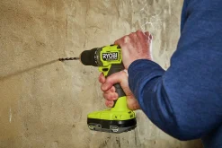 Borrskruvdragare med slag Ryobi ONE+ RPD18BL1-2C20S Kit 18V
