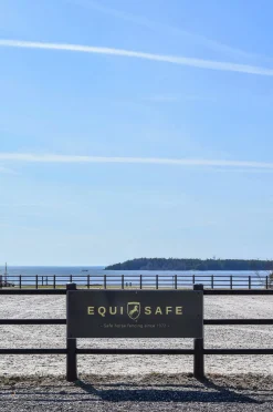 Häststaket EquiSafe med 2 slanor & grind (hemleverans)