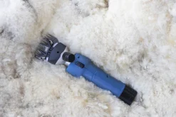 Klippmaskin Kerbl Farmclipper Akku2 får med 2 batterier
