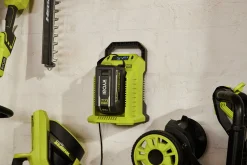 Snabbladdare Ryobi Max Power RY36C10A 36V 10A